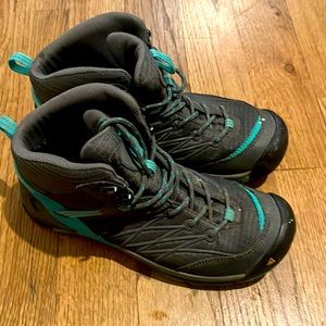 Keen Women’s Hiking Boot 8.5